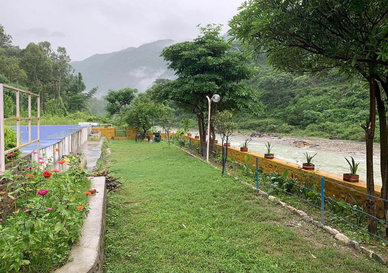 Crocus River Resort Lansdowne Esterno foto